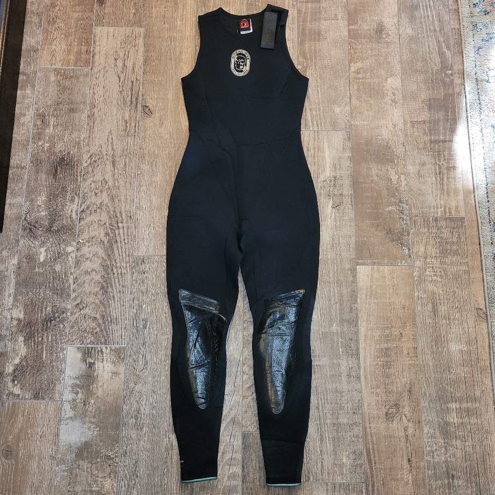 Vintage O’Neill Diving Wetsuit Size 10 Black Sleeveless Jack Eye Patch #1207
